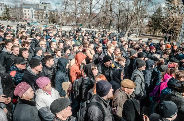 Penza, Rusya Federasyonu - 26 Şubat 2017: Toplamak Penza vatandaşları lehine Alexei Navalny