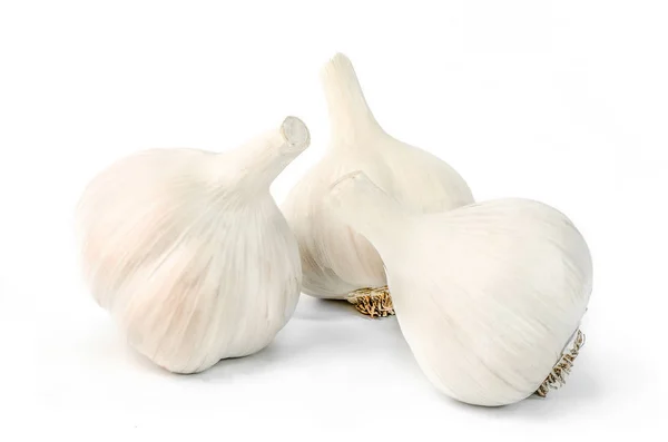 Φρέσκο σκόρδο που απομονώνονται σε λευκό φόντο cutout — Φωτογραφία Αρχείου