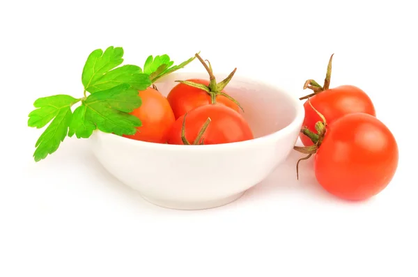Bir beyaz arka plan kesme izole kiraz domates — Stok fotoğraf
