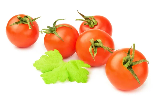 Tomatenkirsche isoliert auf weiß — Stockfoto