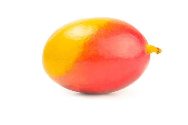 Rode Mango geïsoleerd op wit — Stockfoto