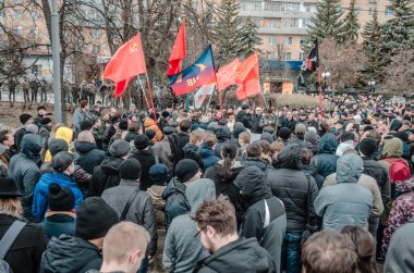 Penza, Rusya Federasyonu - 26 Şubat 2017: onlar bozuk hükümet protesto gibi Penza Merkezi Moscovskaya sokakta insanlarla yayıklar