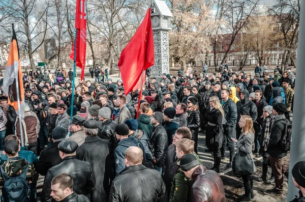 Penza, Oroszország - 2017. március 26.: Korrupt kormány lett túlságosan, a polgárok, a Penza, azok gyűlnek össze, hogy katalizálja változás — Stock Fotó