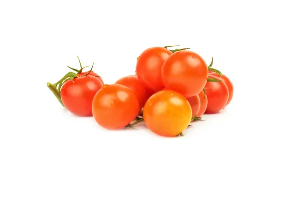 Cereja de tomate isolada em branco — Fotografia de Stock