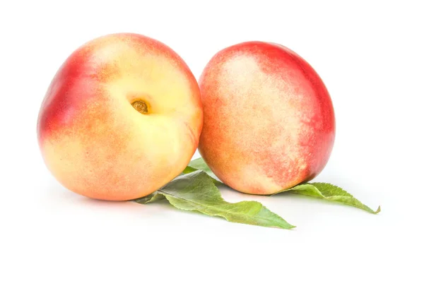 Juicy ripe peaches — Stock Photo, Image
