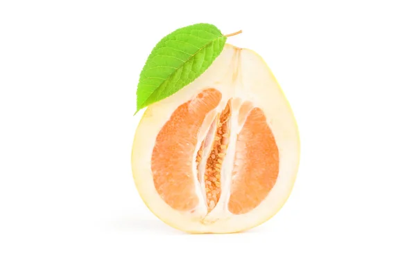 Pomelo aislado sobre un recorte de fondo blanco — Foto de Stock