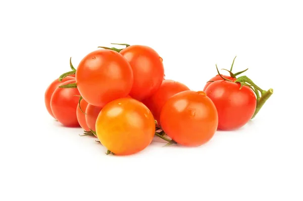 Tomaat cherry geïsoleerd op wit — Stockfoto