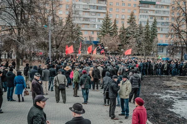 ПЕНЗА, РОССИЯ - 26 марта 2017 года: Митинг против Дмитрия Медведева — стоковое фото