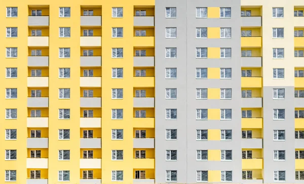 Bir çok katlı bina cephe. Parça