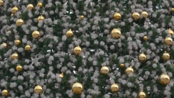 Close up of Christmas tree. Christmas balls and fir-tree branches as a background — 图库视频影像