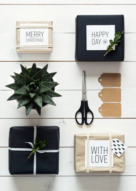 Zarif İskandinav retro Noel, istasyonu, yukarıdan, DIY Noel kavramı Resepsiyon görünümü kaydırma