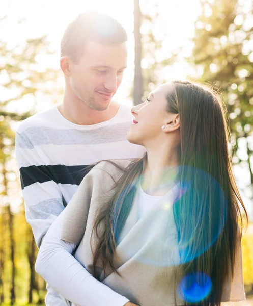 Happy young couple in love hugging. Park outdoors date. Loving couple happiness. — Stock Photo, Image