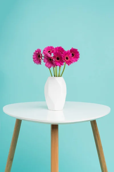 Dark Pink Gerberas Vase Retro Table Happy Mother Day Women — Stock Photo, Image