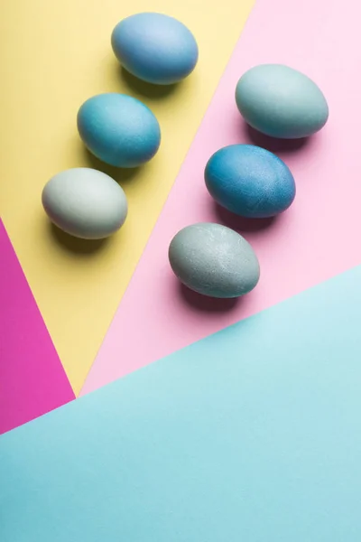 Glückliche Ostern Pastellfarbenen Hintergrund Handbemalte Ostereier Abstraktes Minimalkonzept — Stockfoto