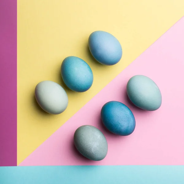 Feliz Pascua Pastel Color Fondo Huevos Pascua Pintados Mano Concepto —  Fotos de Stock