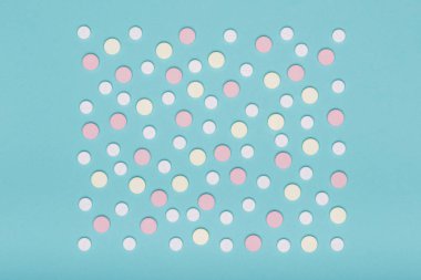 Pastel renkli hapları çeşitli ürün yelpazesine arka plan renkli. İlaç ve reçeteli ilaç düz yatıyordu arka plan.