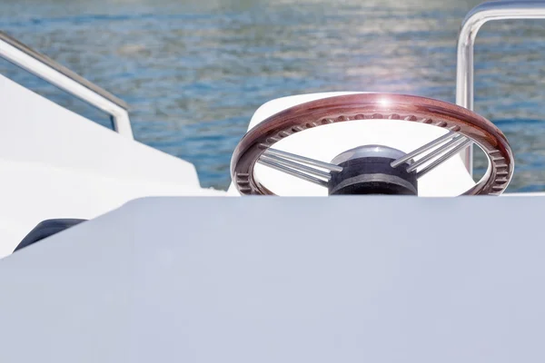 Steuerstand auf Segelboot — Stockfoto