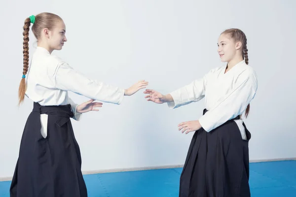 Two girls practice Aikido — Stock Photo, Image