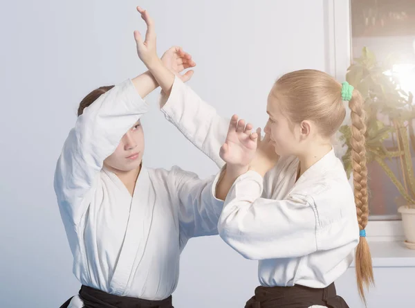 Two girls practice Aikido — Stock Photo, Image