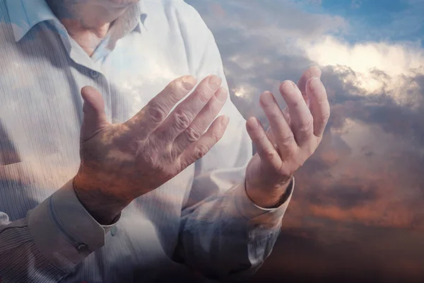 Praying for heaven — Stock Photo, Image