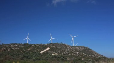 Yel değirmeni çiftliği. Yeşil enerji