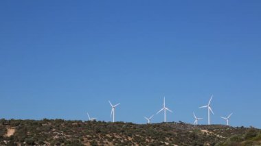 Yel değirmeni çiftliği. Yeşil enerji