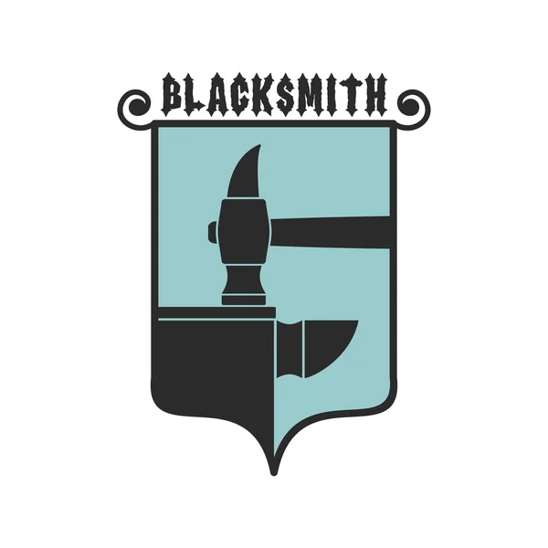 Blacksmithing embleem. Logo voor Smithy. Smeedijzer. Hamer en — Stockvector