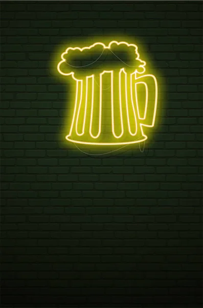 ビールのネオン看板と緑レンガの壁のマグカップ。リアルな看板。St P — ストックベクタ