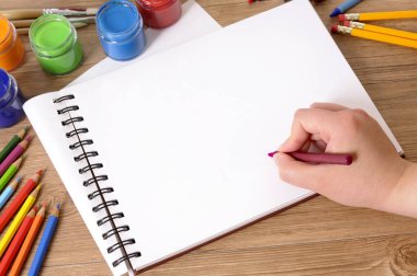 Okul kitap yazma el