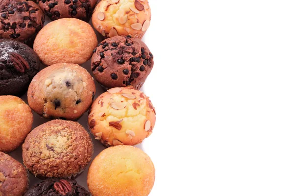Zijrand van verschillende muffin taarten — Stockfoto