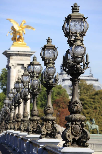 Renaissance street lamps on Pont Alexandre III — Stock Photo, Image