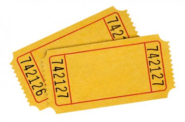 Beyaz bir arka plan üzerinde izole iki boş sarı piyango bileti.