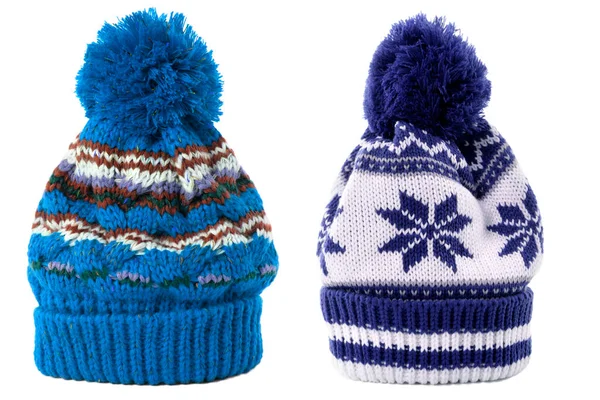 İki kış örgü kayak şapkası, beyaz.