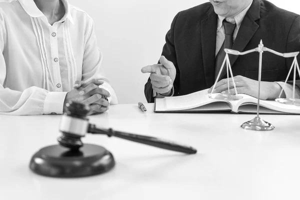 Judge gavel with Justice lawyers, Businessman in suit or lawyer — Stock Photo, Image