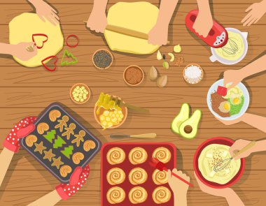 İnsanlar yemek pasta ve diğer gıda birlikte görünüm yukarıdan