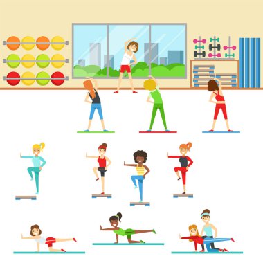 İşin farklı egzersiz eğitim eğitmen ile kadın Fitness Club