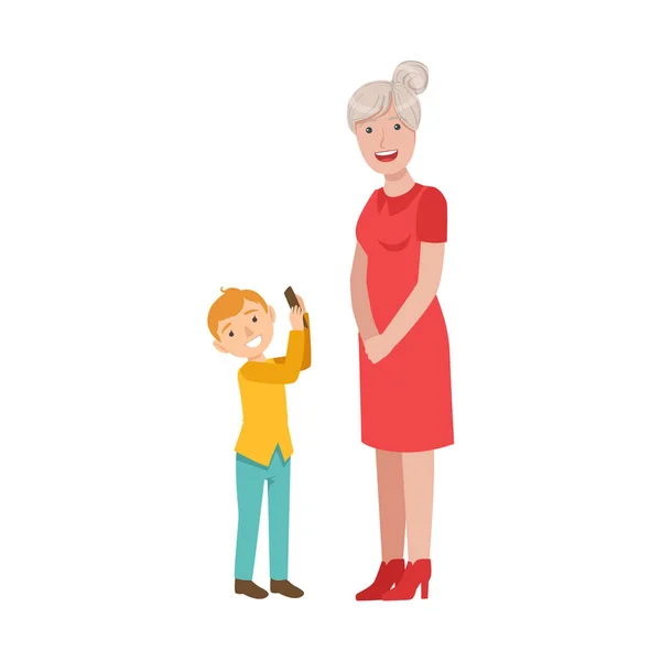 孙子向奶奶，祖父母或外祖父母和孙子传递时间一起设置的插图的一部分显示智能手机 — 图库矢量图片