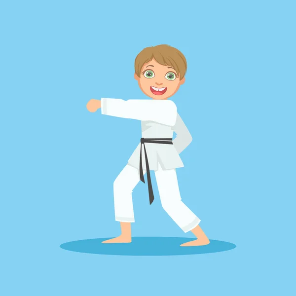Chłopak robi Kick pięść w białe Kimono na sztuki walki Karate sportowe szkolenia Ładna uśmiechający się postać z kreskówki — Wektor stockowy
