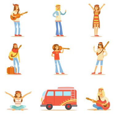 Hippiler giyinmiş klasik Woodstock altmışlı hippi alt kültür elbise seyahat, manevi uygulamaları yapıyor ve müzik koleksiyonu çalma