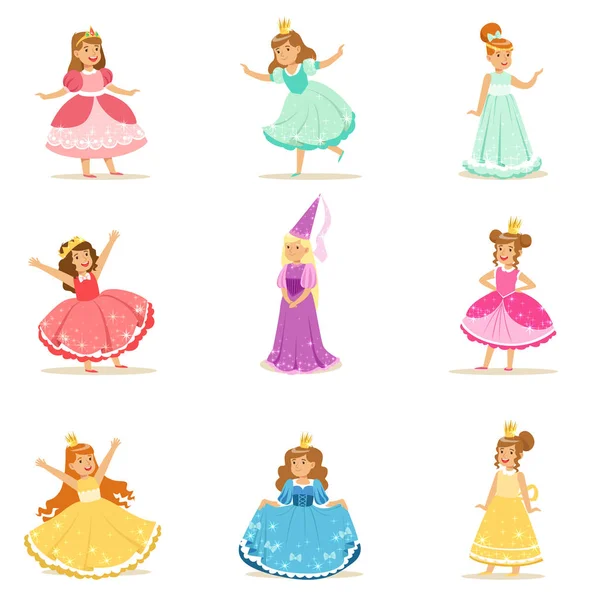 Niñas en traje de princesa en corona y elegante vestido conjunto de lindos niños vestidos como Royals ilustraciones — Vector de stock