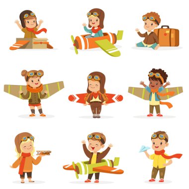 Oyuncak sevimli çizgi film karakterleri ile oynamaya uçak, pilot Pilot kostümleri hayal küçük çocuk