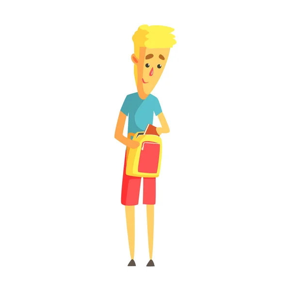 Joven rubio de pie con su mochila. Personaje colorido de dibujos animados — Vector de stock