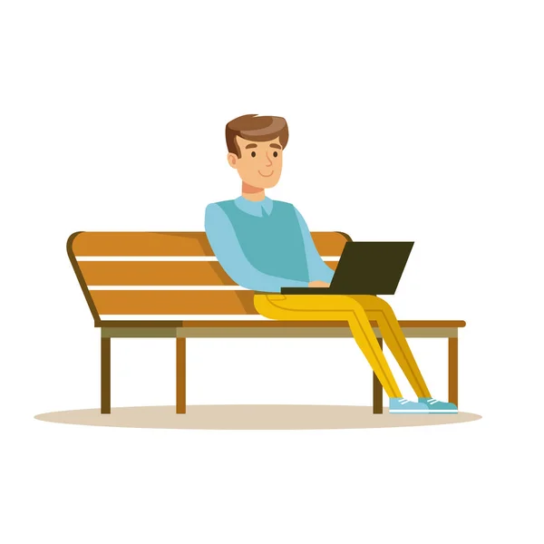 Jonge man zittend op een bankje en werken met de laptop. Kleurrijke karakter vector illustratie — Stockvector