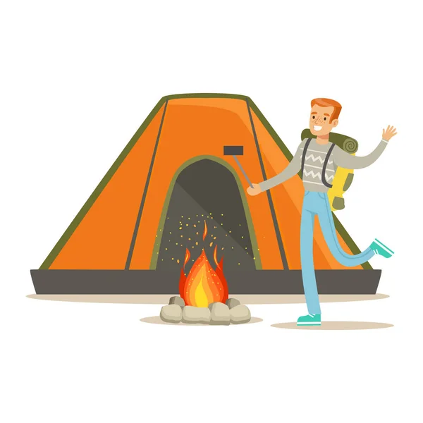 観光テントの近くに立って、彼のスマート フォンに selfie 写真のバックパックと笑みを浮かべて男。夏キャンプ カラフルな漫画の文字ベクトル図 — ストックベクタ
