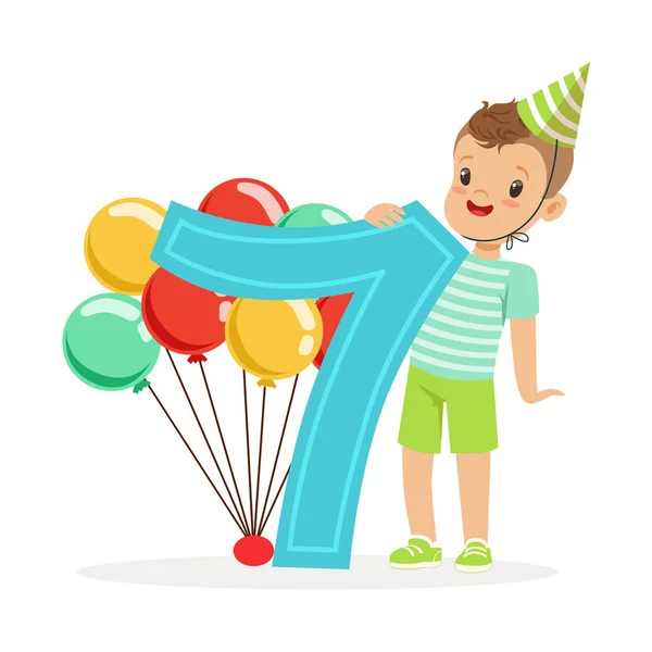 Entzückender siebenjähriger Junge feiert seinen Geburtstag, bunte Zeichentrickfigur Vektor-Illustration — Stockvektor