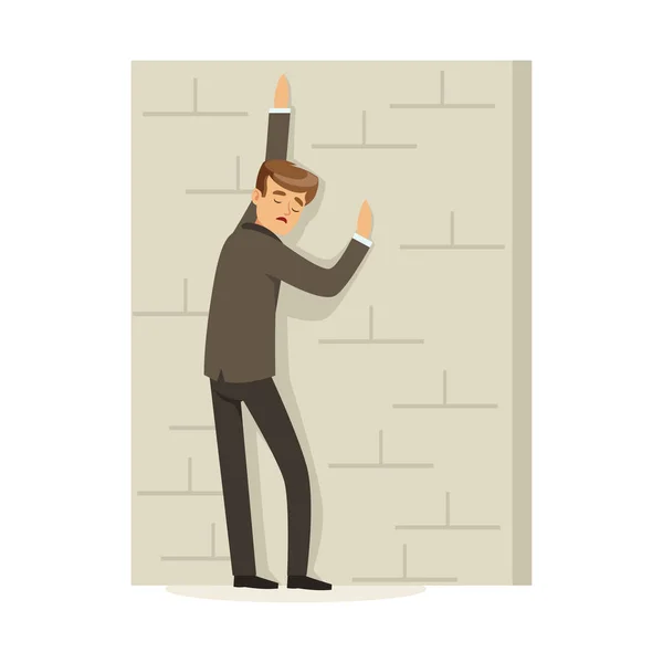 Hombre de negocios fallido y estresado de pie y apoyado contra una pared de hormigón, vector de carácter infructuoso Ilustración — Vector de stock