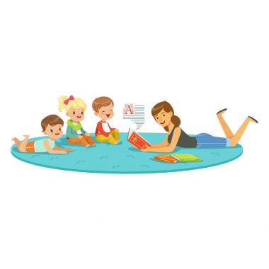 Öğretmen çocuklara kitap okuma