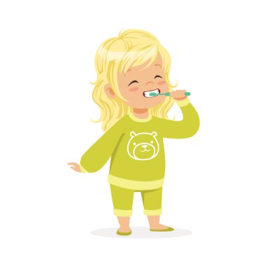 sarışın kız dişlerini fırçalama