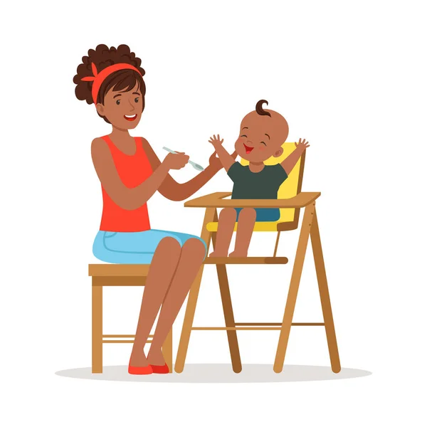 Mother feeding her baby in highchair — Stock Vector