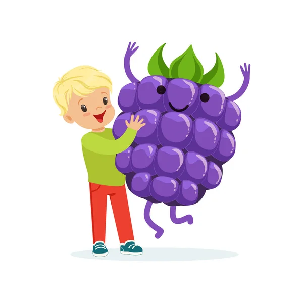 Taze gülümseyen blackberry ile eğleniyor çocuk — Stok Vektör